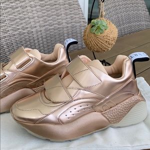 Stella MCcartney Vegan Sneakers 🌱